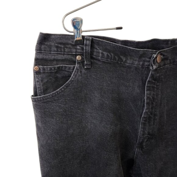 Wrangler Men’s Black Straight Fit Jeans – Size 42 x 30 - Picture 6 of 7